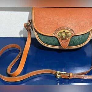 Dooney & Bourke Calvary Saddle Bag Purse Ivy British Tan Leather Vintage AWL